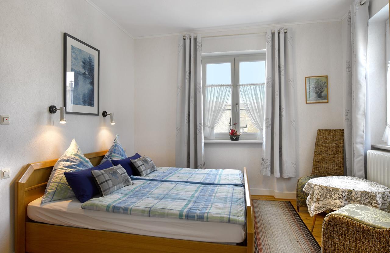 Pension "Haus Am Walde" Brodenbach, Mosel المظهر الخارجي الصورة